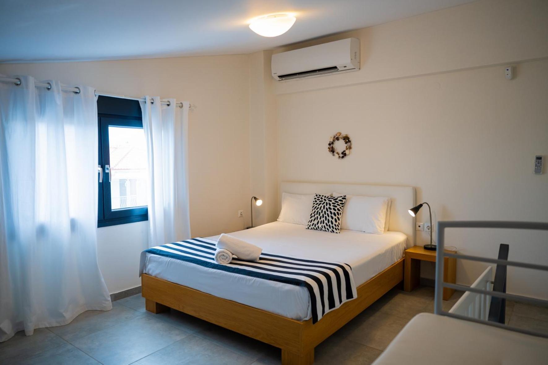 Callista Suites Флогита Екстериор снимка